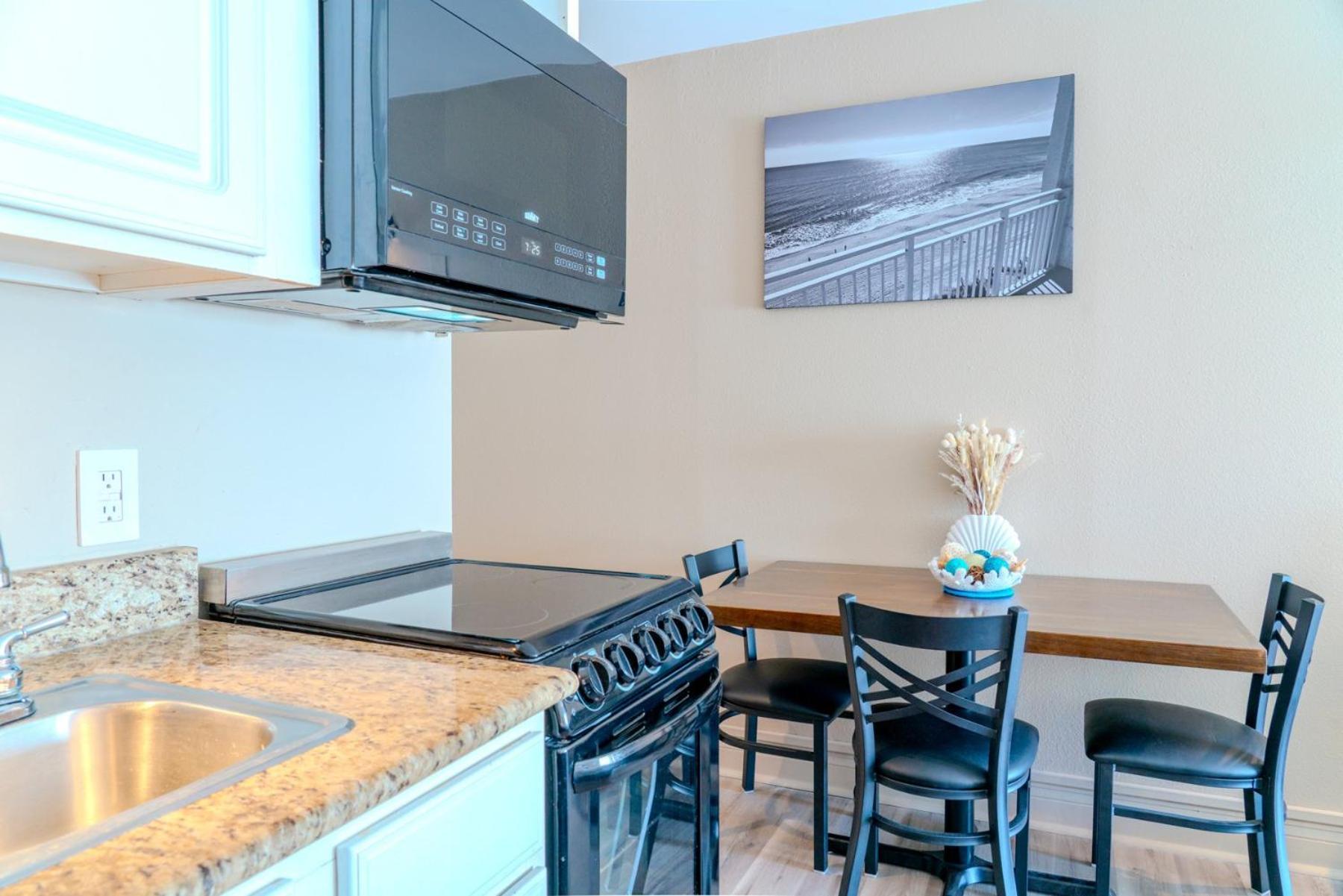 Beautiful Ocean Front Double Queen Suite - Sea Mist Resort 20905 - Perfect For 2-4 Guests! Миртл-Бич Экстерьер фото